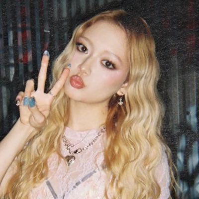 girlsetcore's profile picture. — fan account for #GIRLSET