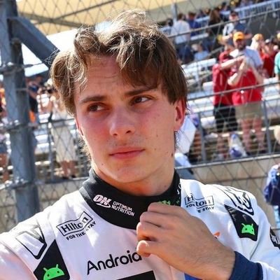 Miimiihwa's profile picture. Writer ✍️ | #F1 fan 🏎💨 #Landoscar #Russtappen lover🧡 #OscarPiastri #OP81 #3363 | @LFC ❤️ | Dog & cat lover 🐶🐱 | Married & mom of one 👶🏻