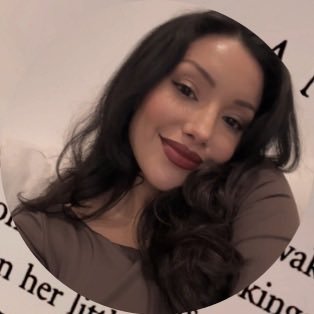 00srachel's profile picture. sally spectra & books