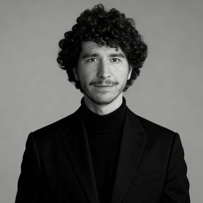 giusaviges's profile picture. Juriste spécialisé en droit social | Sur Youtube et Spotify avec le podcast
Trait-d'Union