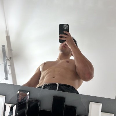 LOtsuka's profile picture. 