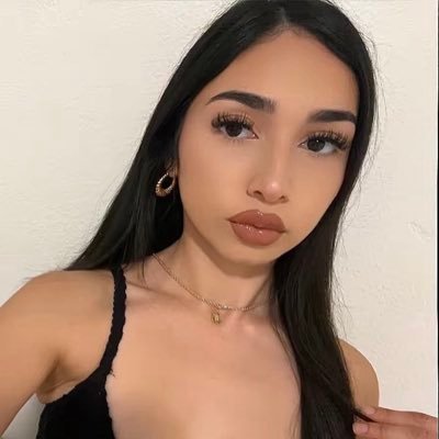 g0ldxnna's profile picture. Most Intuitive | Veterinary Medicine