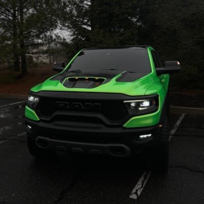 amaz0ntrapper's profile picture. 📦 6 Figure Seller  👨🏽‍🏫 Teaching Beginners  📞 Book A Call Using Link Below 👇🏽