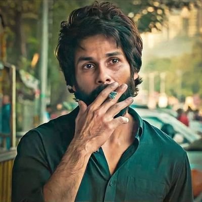 HufzainF06_'s profile picture. Dm Prohibited🚫 
Aerospace Engineering Student✈️🚀