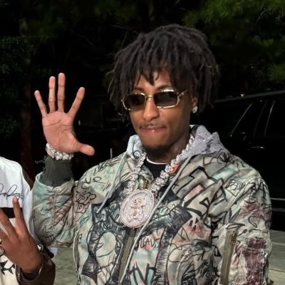 royal_bobby24's profile picture. Anything/Music 🎵  for Inquiries/business: royalbobby123@gmail.com