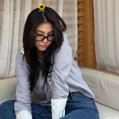 Carv73008Quezia's profile picture. O Amor é amor 🏳️‍🌈❤️ Vida de Uma LÉSBICA! I promise not to go, if you promise to stay 🌻 GL community 💖 | FAYEMILY ✨ | 🇧🇷🇹🇭