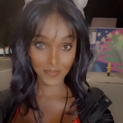 integrity_1976's profile picture. My Real Name is Yasmin Aden (Yasmina)  my old account was hacked b/c I am subject of Torture/Human Experimentations by US Gov