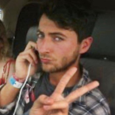 KarlStrassman's profile picture. lol osea oh my god en plan holy shit.                                  
✱ artist: @OwselART📌