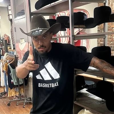 Aaron_AV25's profile picture. 