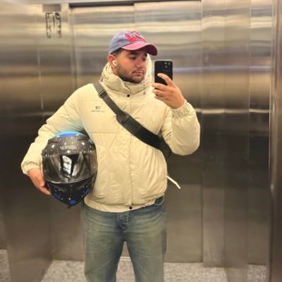 s_sjd_k's profile picture. 