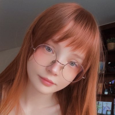 alisa_leafy's profile picture. 