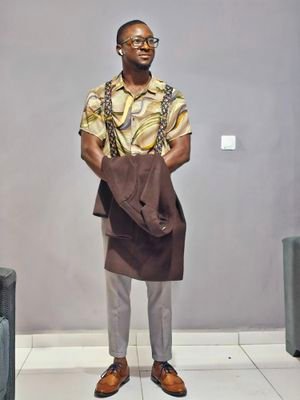 Nanje_Mosongo's profile picture. Aspiring UX/UI designer passionate about blending aesthetics with functionality.
 🪄 🔮 ✨️