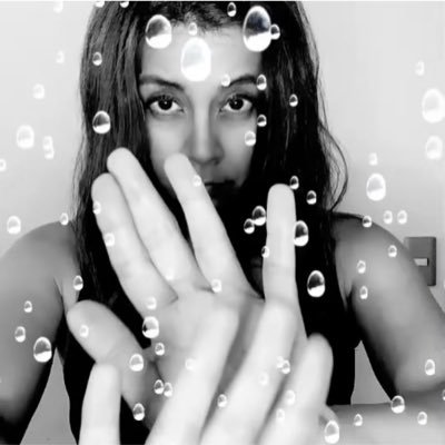 janyspring's profile picture. Virgo ♍ | Colocolina ⚪⚫ | Tommy manda 🐶 | Amorosa y mañosa | Camino por la derecha (zurdos tolerantes, bienvenidos) | Bloqueo a insolentes 🚫