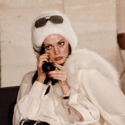 kimliiksiz53's profile picture. 