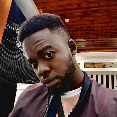 JeanY71167's profile picture. 