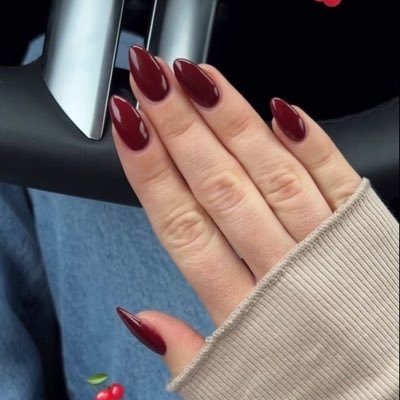 oocinan's profile picture. 