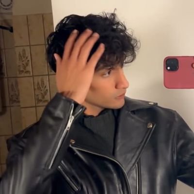 hamzaazkirad's profile picture. 🇩🇪🇵🇰