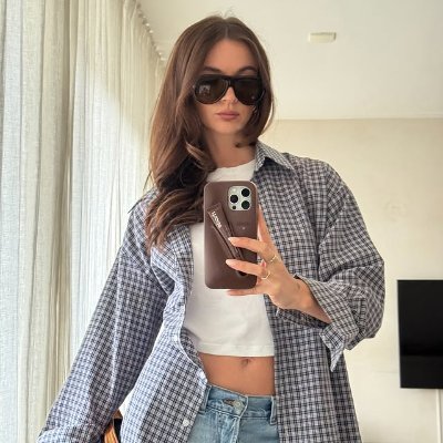 Amelia_Cregbqvo's profile picture. A minimalist designer with a keen eye for detail. A craft cocktail enthusiast and weekend fitness fanatic