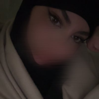 imotsune's profile picture. winter is coming.