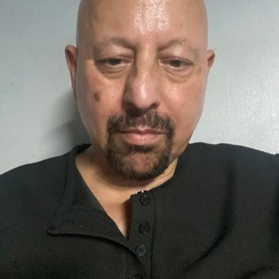 dam_Cornwall's profile picture. Husband, father, artist, property consultant lover of art, beauty, food, photography, sarcasm, political intrigue and anything that sparks my wild imagination.