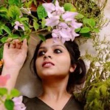 miral_hiro's profile picture. كان يرتدي قناعًا من الهدوء ، لكنّه في
 داخله كان يتصارع مع أمواج لا تهدأ.