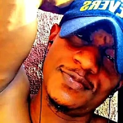 Dickyousil25927's profile picture. 