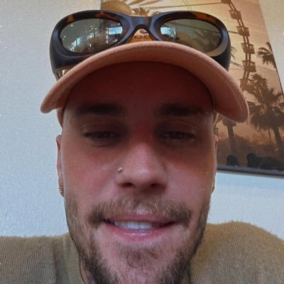 comprany's profile picture. take me as I am, swear I do the best I can