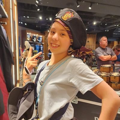 EmilyLinds1316's profile picture. 