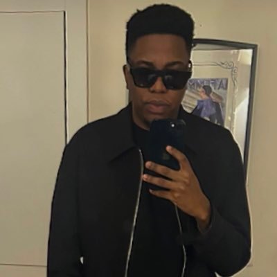 SheldonTelvio's profile picture. made you look..