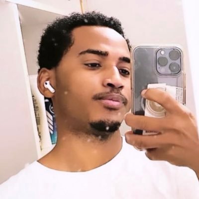 mustafa_x77's profile picture. EE student| a big fan of @celtics| #HalaMadrid