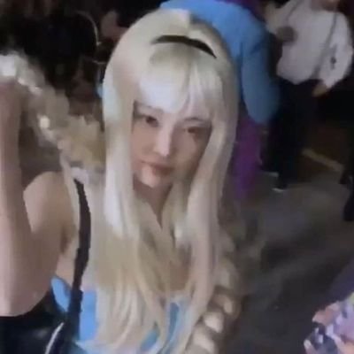 mosquitobellako's profile picture. looollxdxdxd