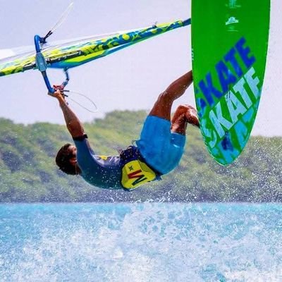 MaycolMont8691's profile picture. 