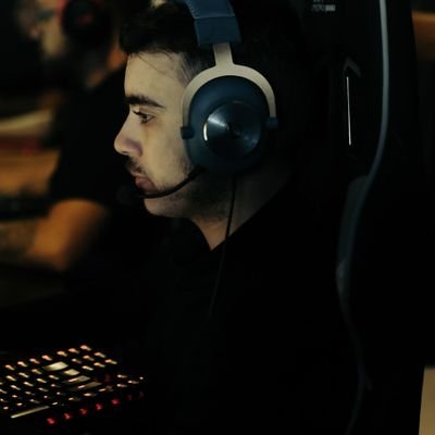 SHooTZ1r6's profile picture. 