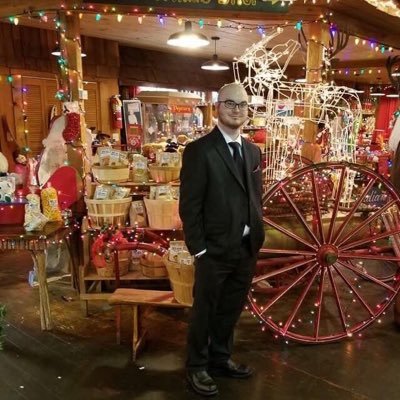 NicolasRich2000's profile picture. 