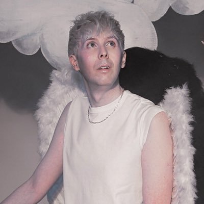 philsrack's profile picture. my favorite people are called Phil and Frank