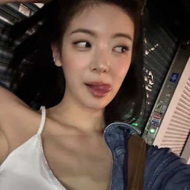 CYB3R0T's profile picture. “start from saving me, itadori.” | enfj