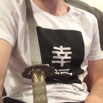 7vidarasa's profile picture. Ed1t’s: https://t.co/EWZmqnDFbW