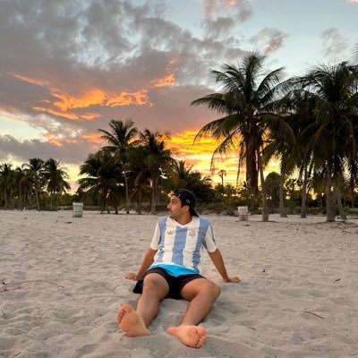 xJebuz's profile picture. 