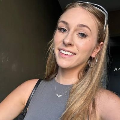 AliceBridg8sia's profile picture. 