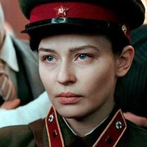 DavAlcazar's profile picture. Militante del PCE ✊

M-L 🚩