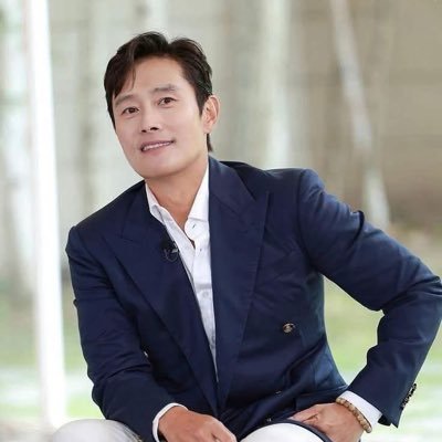 natalieholt1982's profile picture. fluff and thirst. Mainly chats rubbish about film and TV