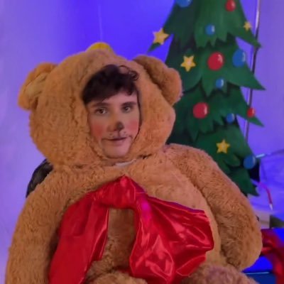 itoldyoualie's profile picture. — 󠁪 i have been changed for good 󠁪 ୭˚.