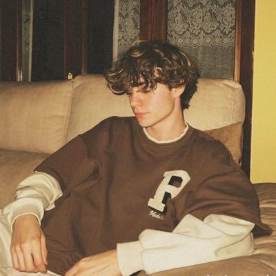 B22VFF's profile picture. 