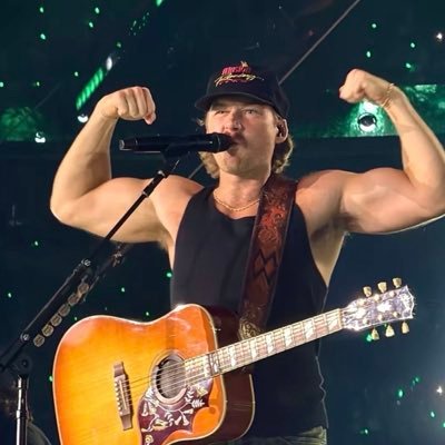 MORGNWALLE6hc's profile picture. MUSIC BAND ARTIST 💕