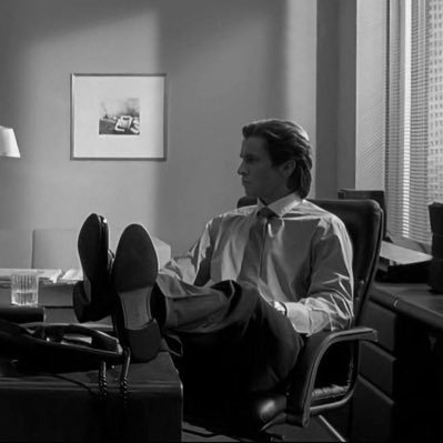 KW1M1's profile picture. لا مرّك الشوق سلّم يا بخيل الشعور الناس لـ الناس ، والدنيا على حالها !