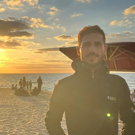 WesamHammad110's profile picture. فلسطينيُ الدّم  ، غزاوُي حرّ  ، لاجئُ الهوية ، يلعن الاحتلال🔻🇵🇸
Palestinian by blood, free Gazan, refugee by identity..🔻🇵🇸

📍 Palestine | Gaza🍉