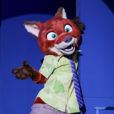 CliffordTheFox's profile picture. italian 🦊 just here to chill.