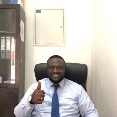 imara_rdc's profile picture. Avocat, Assistant à l’Université de Kinshasa et Chercheur en Droit international privé, Régimes matrimoniaux, Politique du développement et Droit de travail.