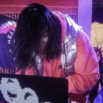 pkshellboy's profile picture. filipino enby hatsune miku • be what you love • @fax_gang • @siningshelter • they/them • 25 • tonchi.r.mercado@gmail.com for inquiries