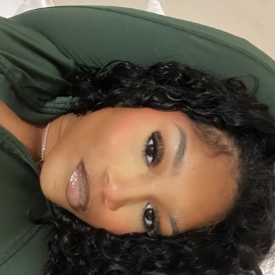 theonlyblair_'s profile picture. welcome to the mind of a maniac ;)